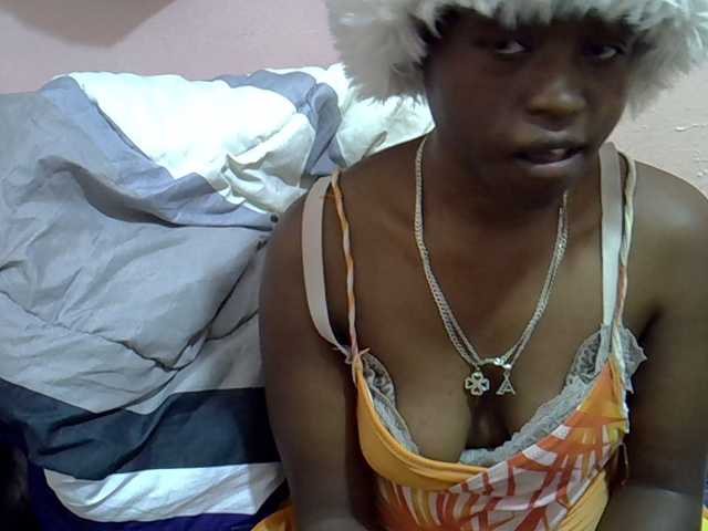 Drippyfey live cam on BongaCams