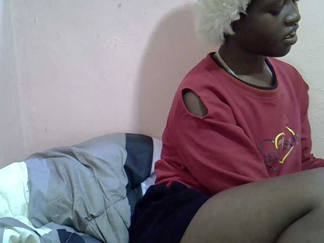 Drippyfey live cam on BongaCams