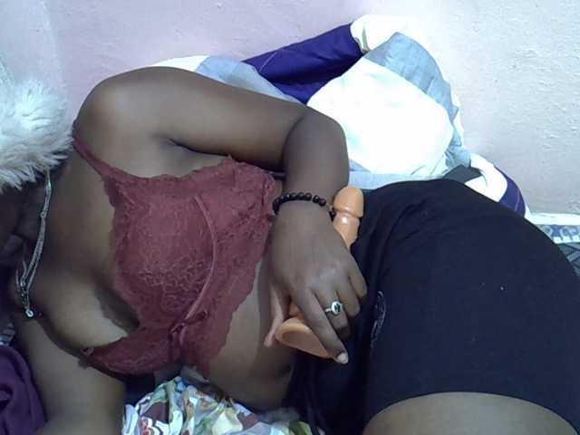 Drippyfey live cam on BongaCams