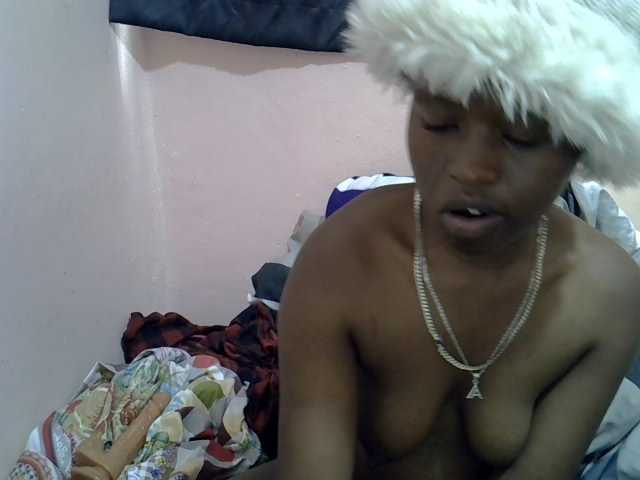Drippyfey live cam on BongaCams