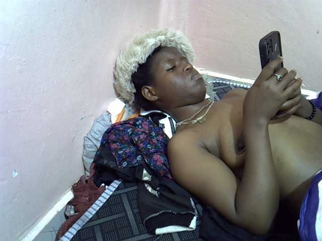 Drippyfey live cam on BongaCams