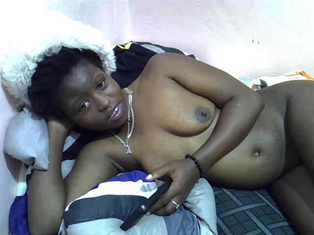 Drippyfey live cam on BongaCams