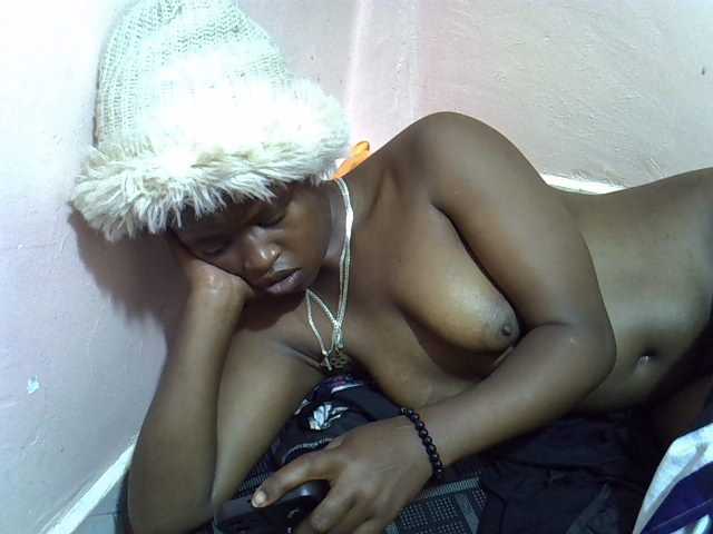 Drippyfey live cam on BongaCams