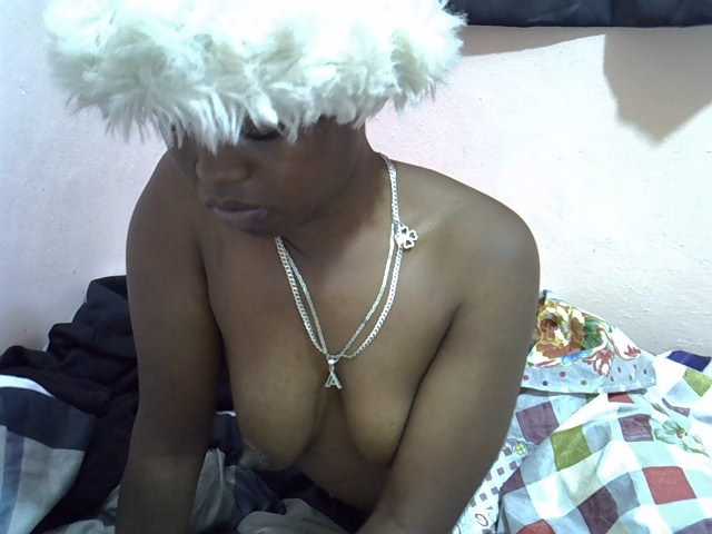 Drippyfey live cam on BongaCams