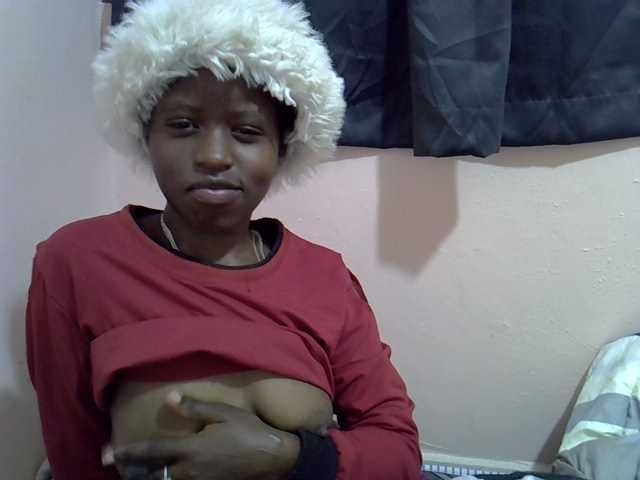 Drippyfey live cam on BongaCams