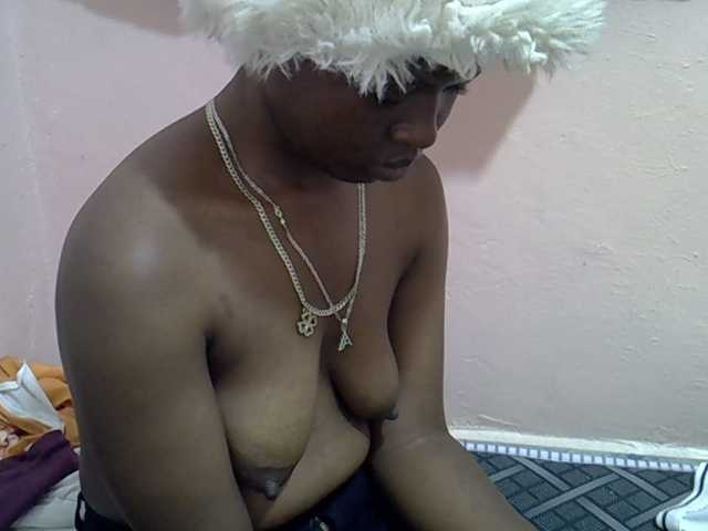 Drippyfey live cam on BongaCams
