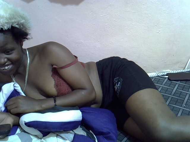 Drippyfey live cam on BongaCams
