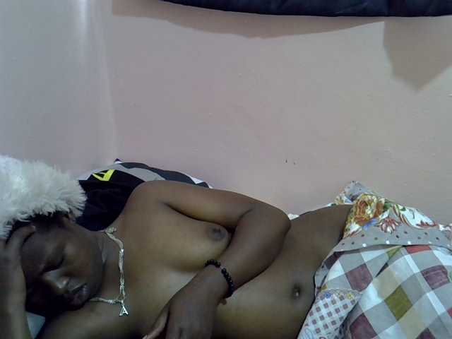Drippyfey live cam on BongaCams