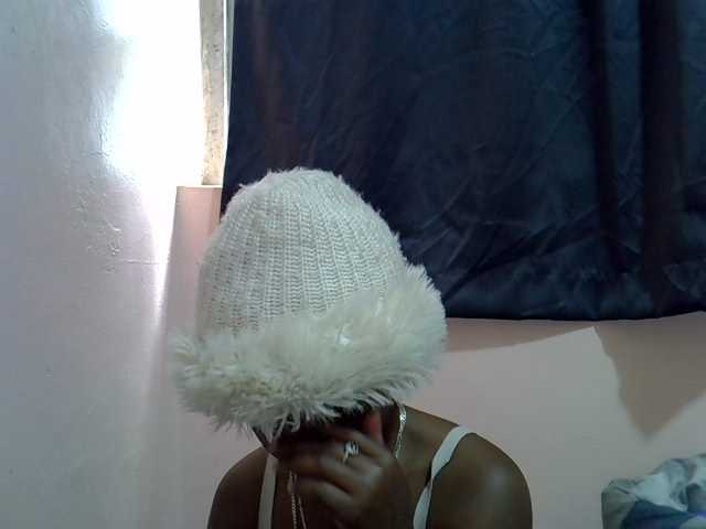 Drippyfey live cam preview