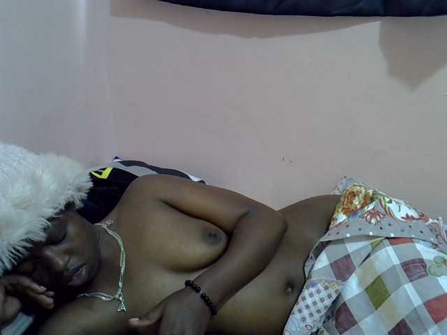Drippyfey live cam on BongaCams