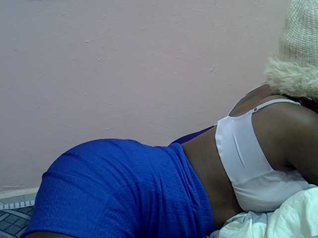 Drippyfey live cam on BongaCams