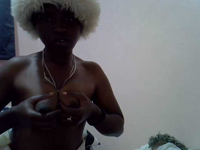 Drippyfey live cam on BongaCams