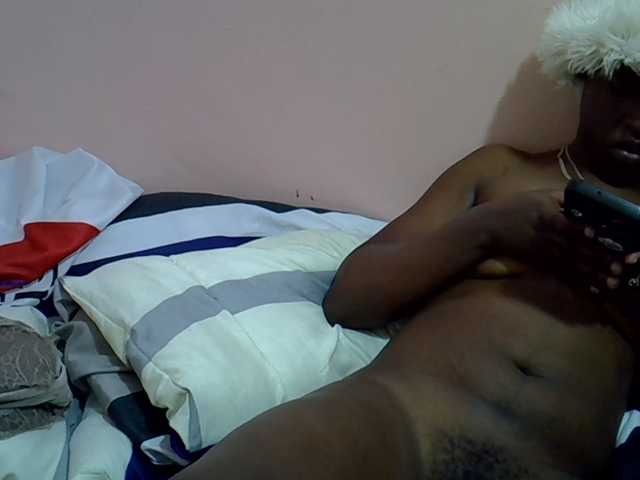 Drippyfey live cam on BongaCams