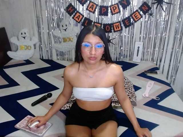 Zoe-lane live cam on BongaCams