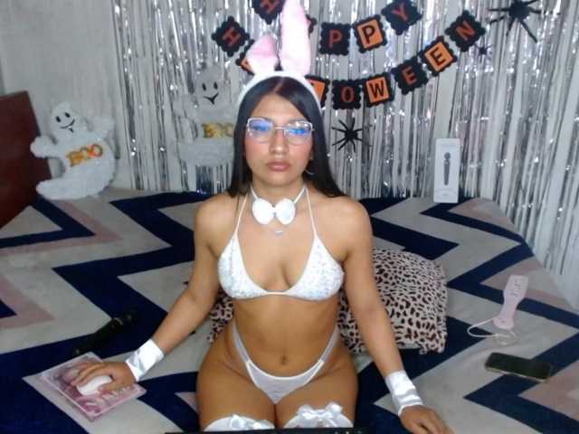 Zoe-lane live cam on BongaCams
