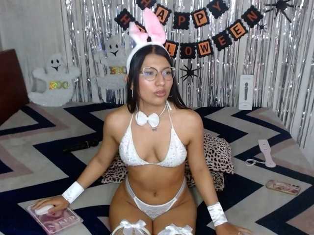 Zoe-lane live cam on BongaCams