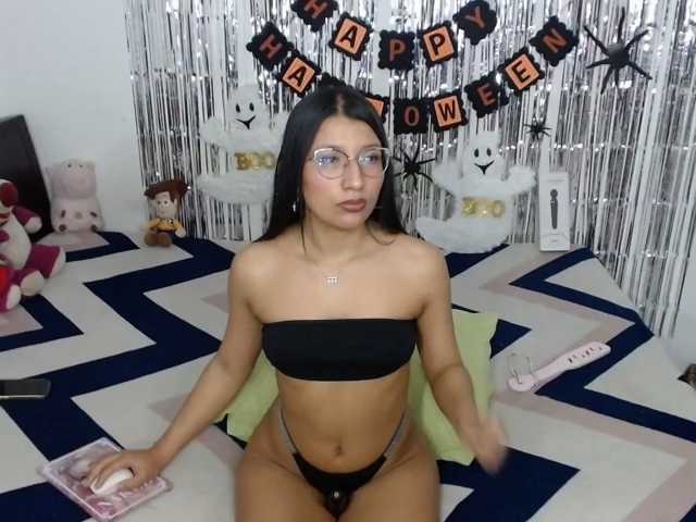 Zoe-lane live cam on BongaCams