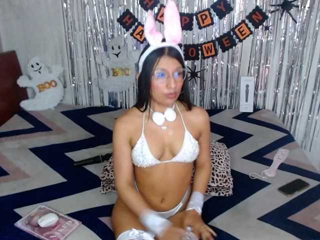 Zoe-lane live cam on BongaCams