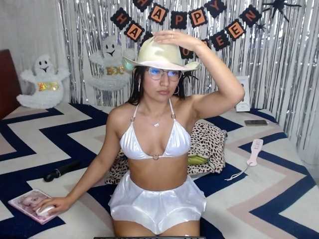 Zoe-lane live cam on BongaCams