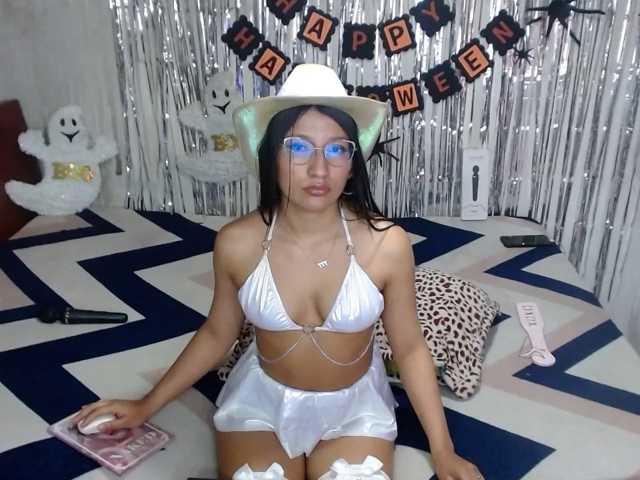 Zoe-lane live cam on BongaCams