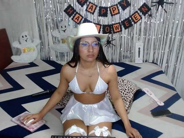Zoe-lane live cam on BongaCams
