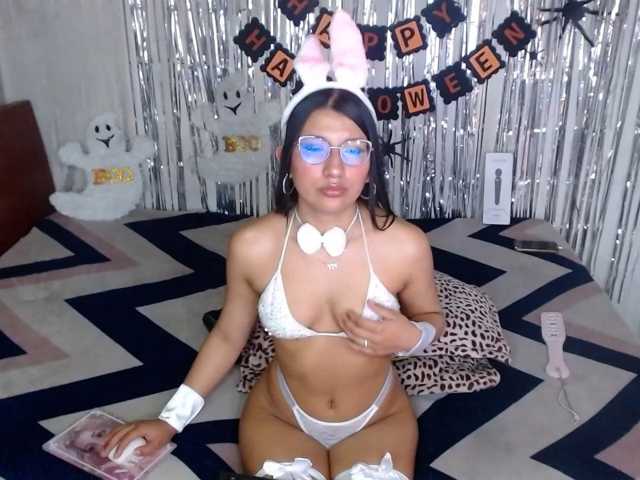 Zoe-lane live cam on BongaCams