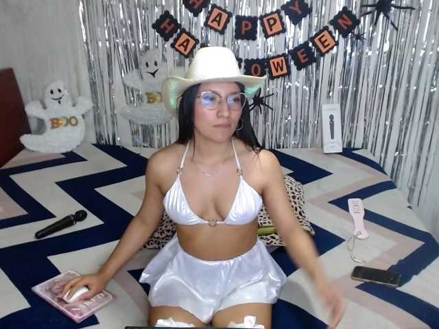 Zoe-lane live cam on BongaCams