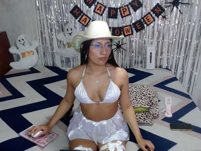 Zoe-lane live cam on BongaCams