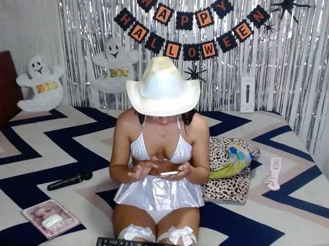 Zoe-lane live cam on BongaCams