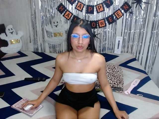 Zoe-lane live cam on BongaCams