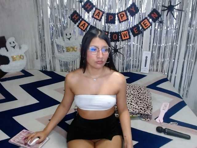Zoe-lane live cam on BongaCams