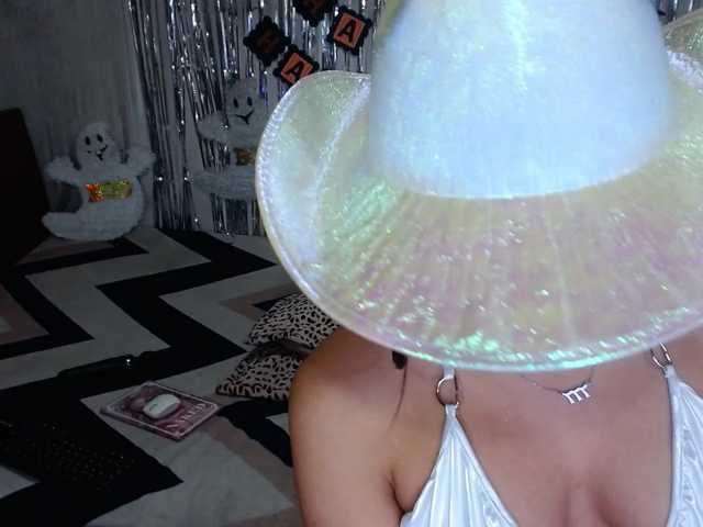 Zoe-lane live cam on BongaCams