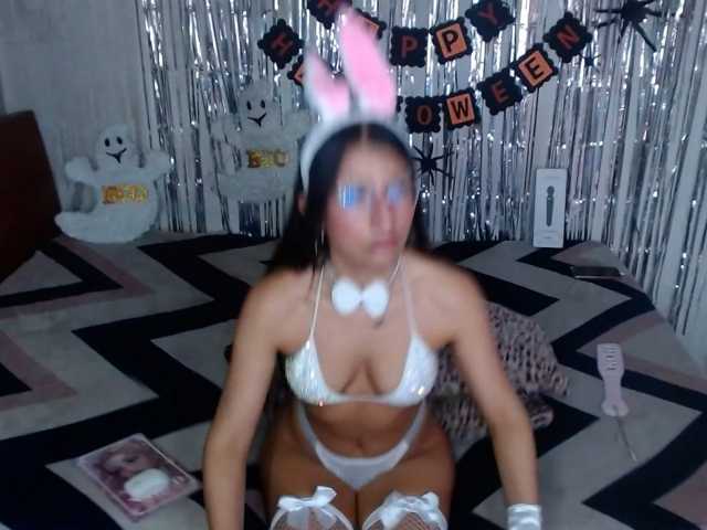 Zoe-lane live cam on BongaCams