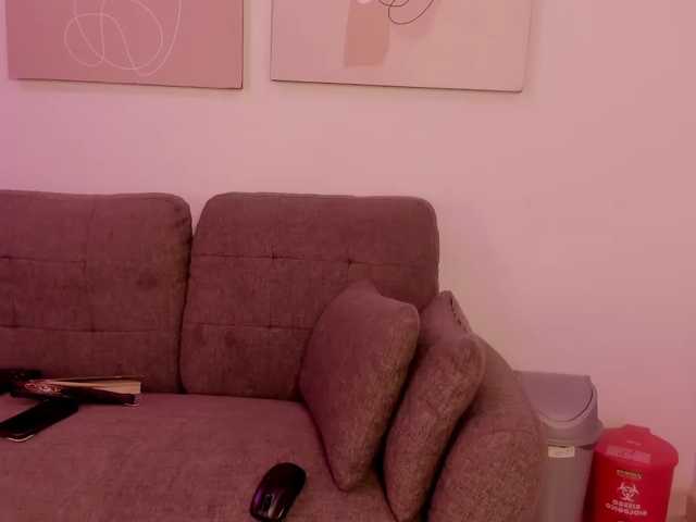 CherryBlushh live cam on BongaCams
