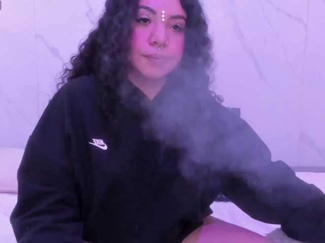CherryBlushh webcam bongacams model stream image