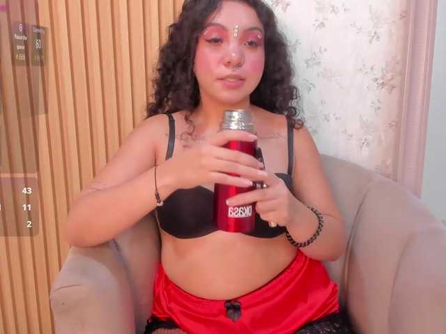 CherryBlushh live cam on BongaCams