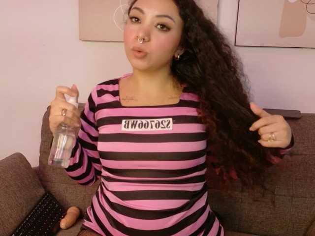 CherryBlushh live cam on BongaCams