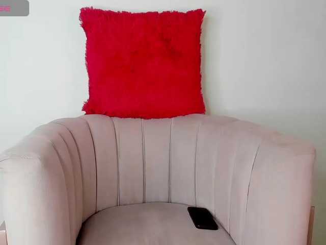 CherryBlushh live cam on BongaCams