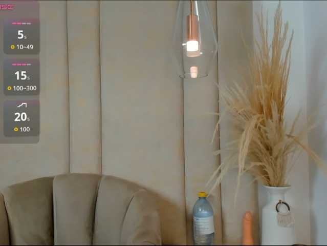 CherryBlushh live cam on BongaCams
