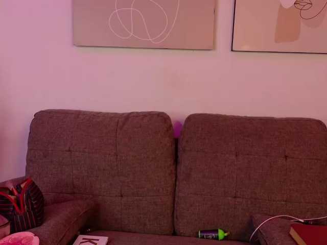 CherryBlushh live cam on BongaCams