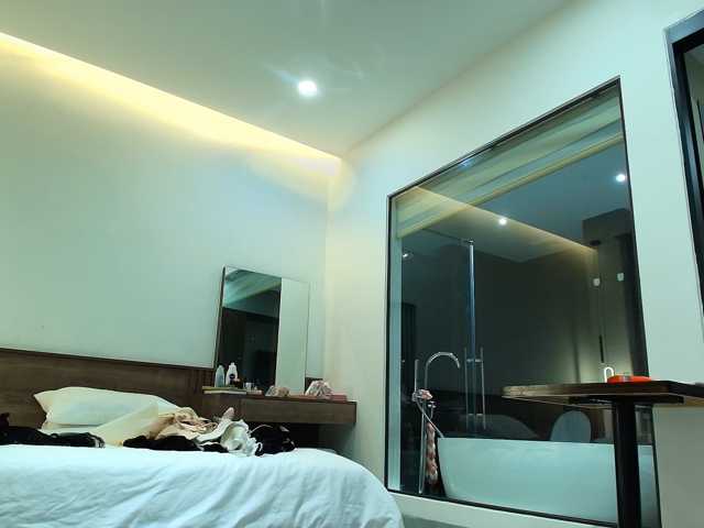 soo-jee live cam on BongaCams
