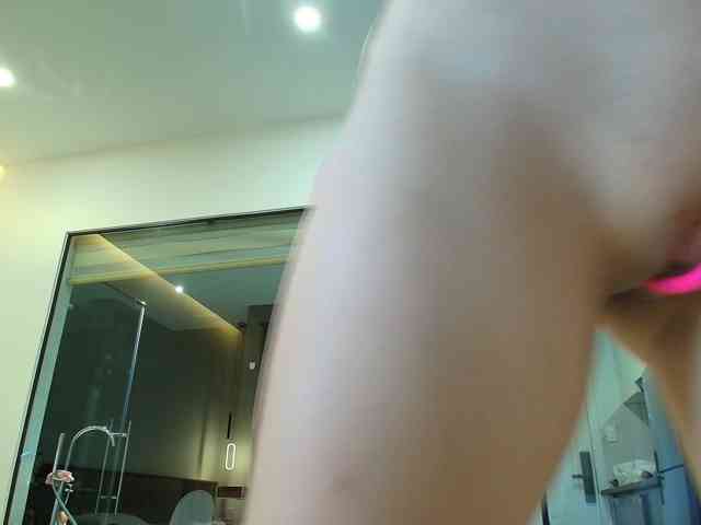soo-jee webcam