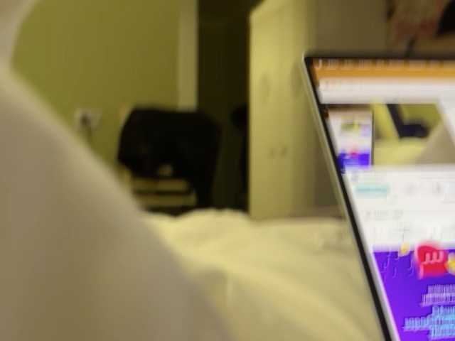 SugarHornyCouple webcam