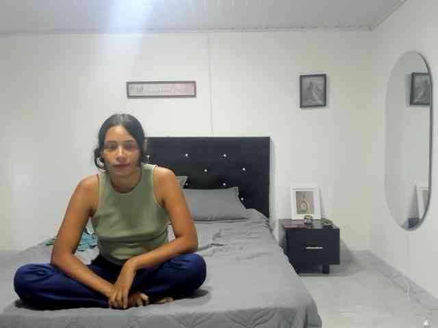 Horny-lndian-woman