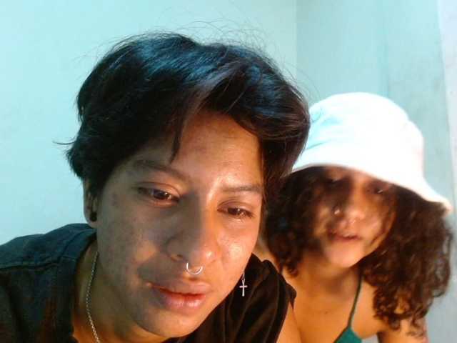 FamilyWoolf live cam on BongaCams