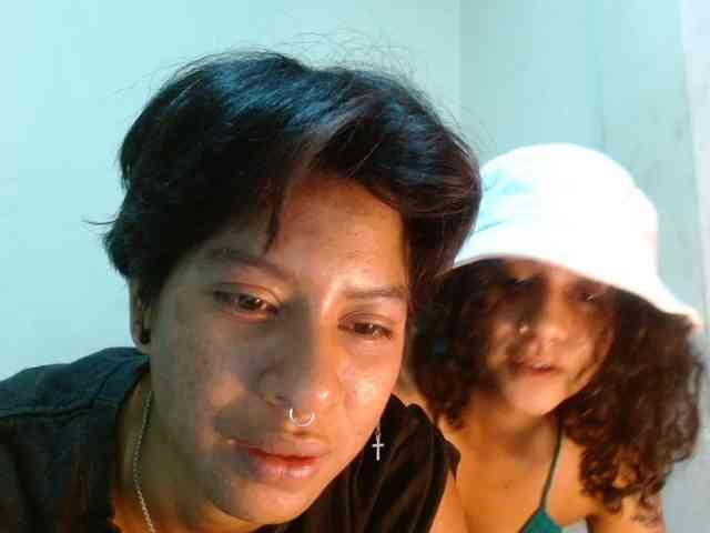 FamilyWoolf webcam