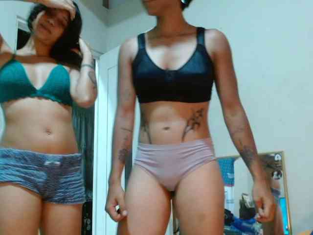 FamilyWoolf webcam