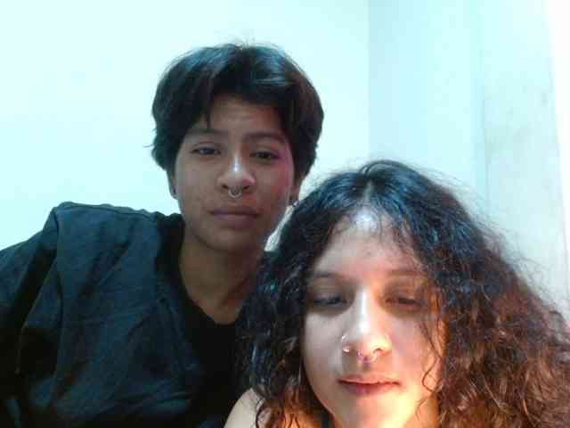 FamilyWoolf webcam