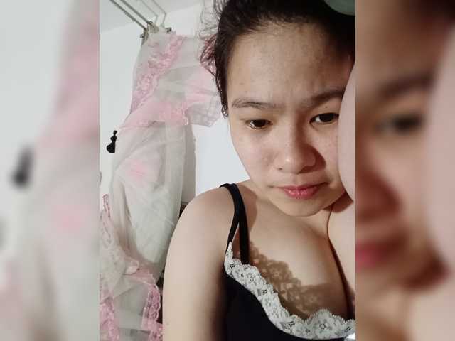 Bella-Na live cam on BongaCams