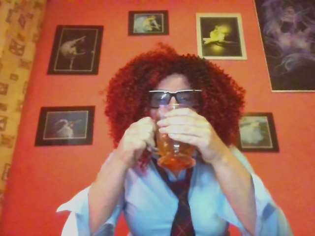 ChristineRed, en directo ahora en BongaCams